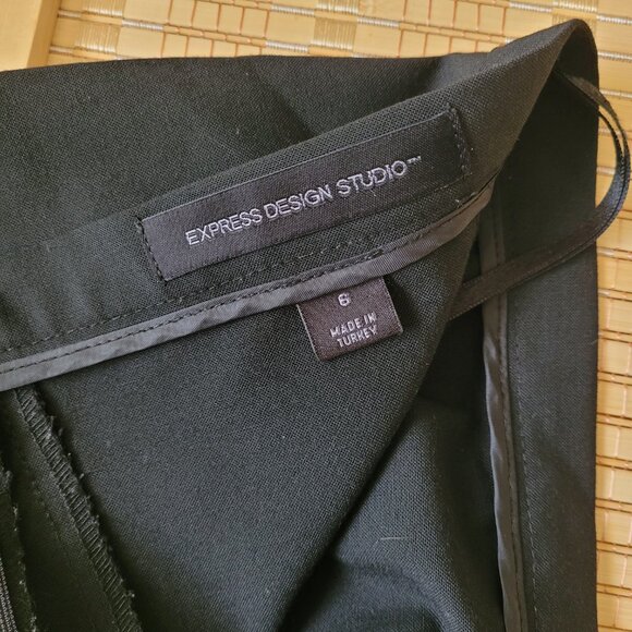 EXPRESS DESIGN STUDIO Black Mini Skirt - Picture 5 of 5